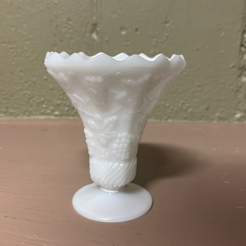 White small decor vase